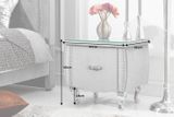 Luxusný nočný stolík zo zamatu Extravagancia strieborno šedý 47cm