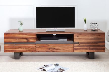 Dizajnový stolík pod TV z masívu Genesis Akácia 160cm